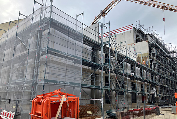 20250903_094659584_iOS_slider